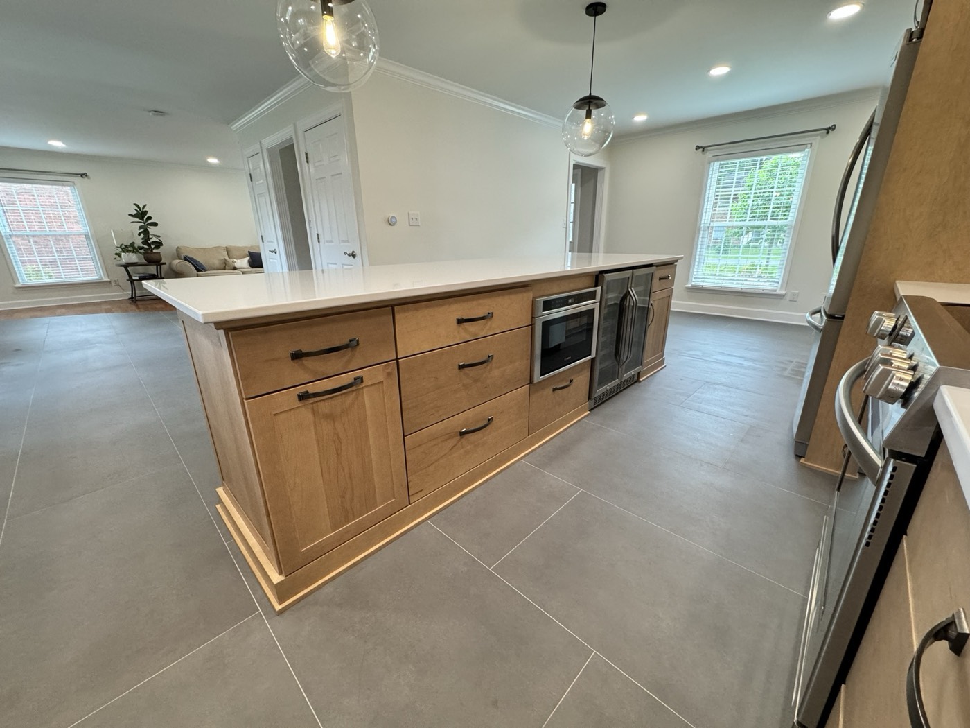 Broeck Pointe Kitchen Remodel project photo