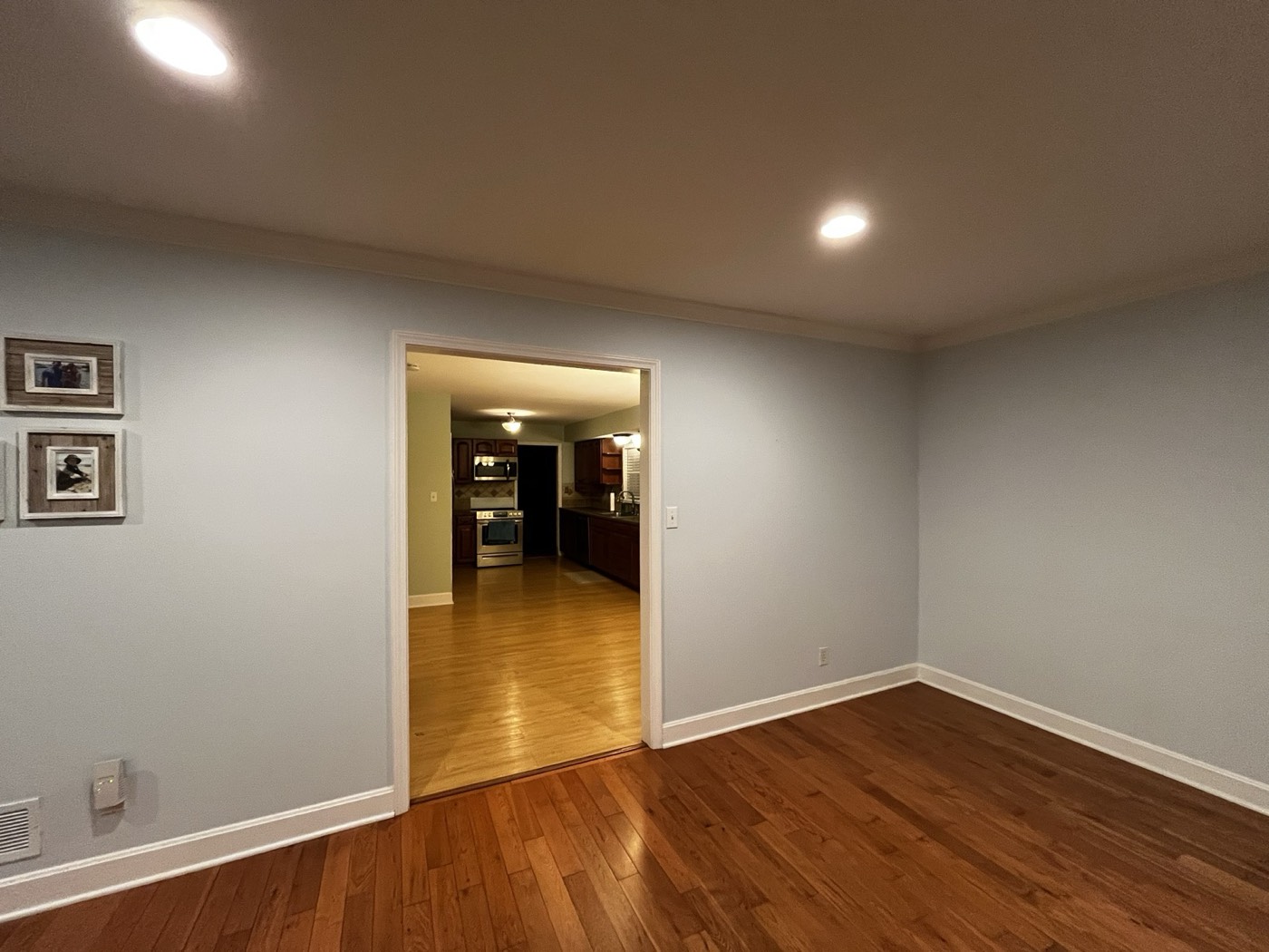 Broeck Pointe Kitchen Remodel project photo