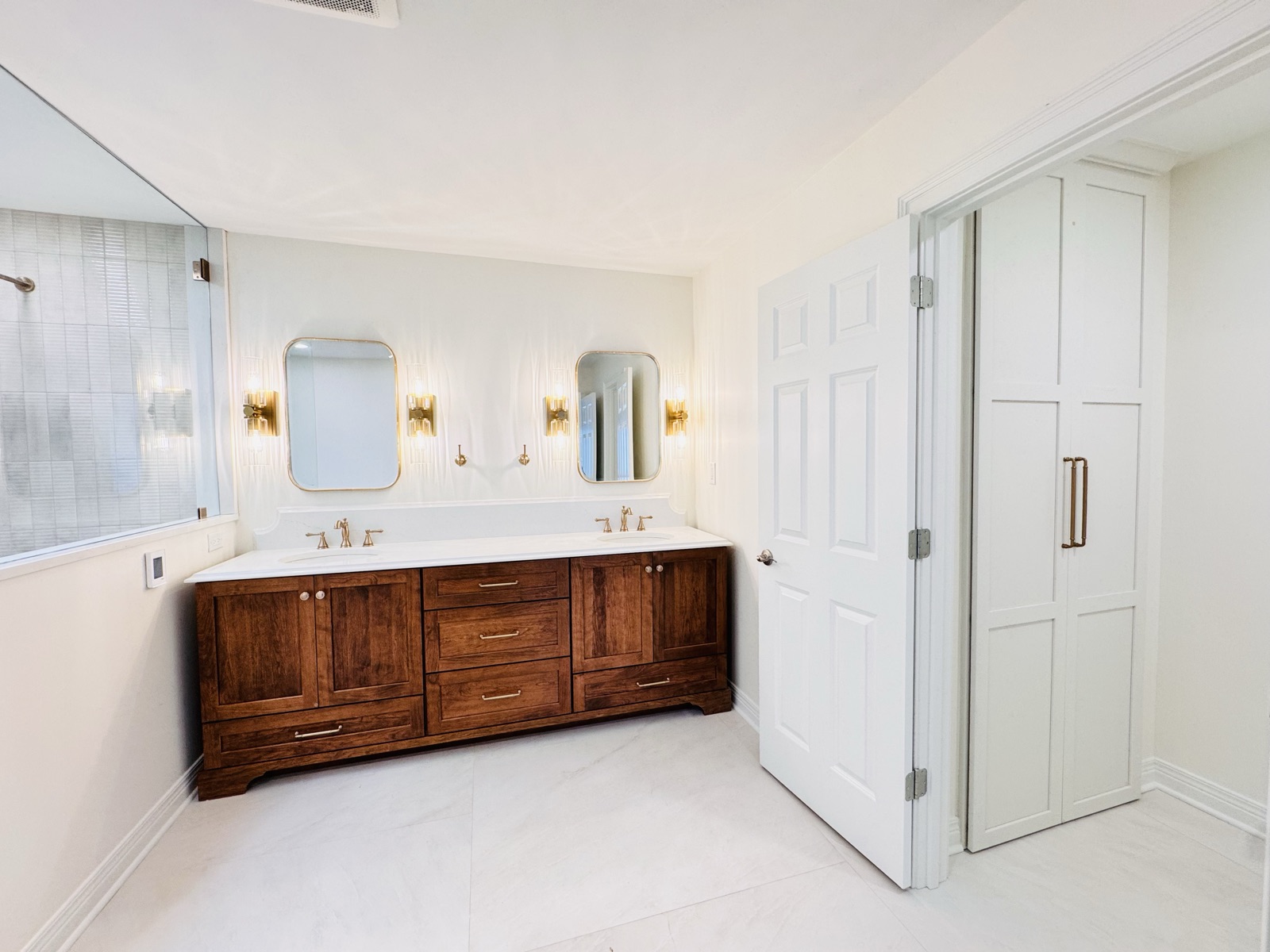 Brownsboro Master Bath Remodel project photo