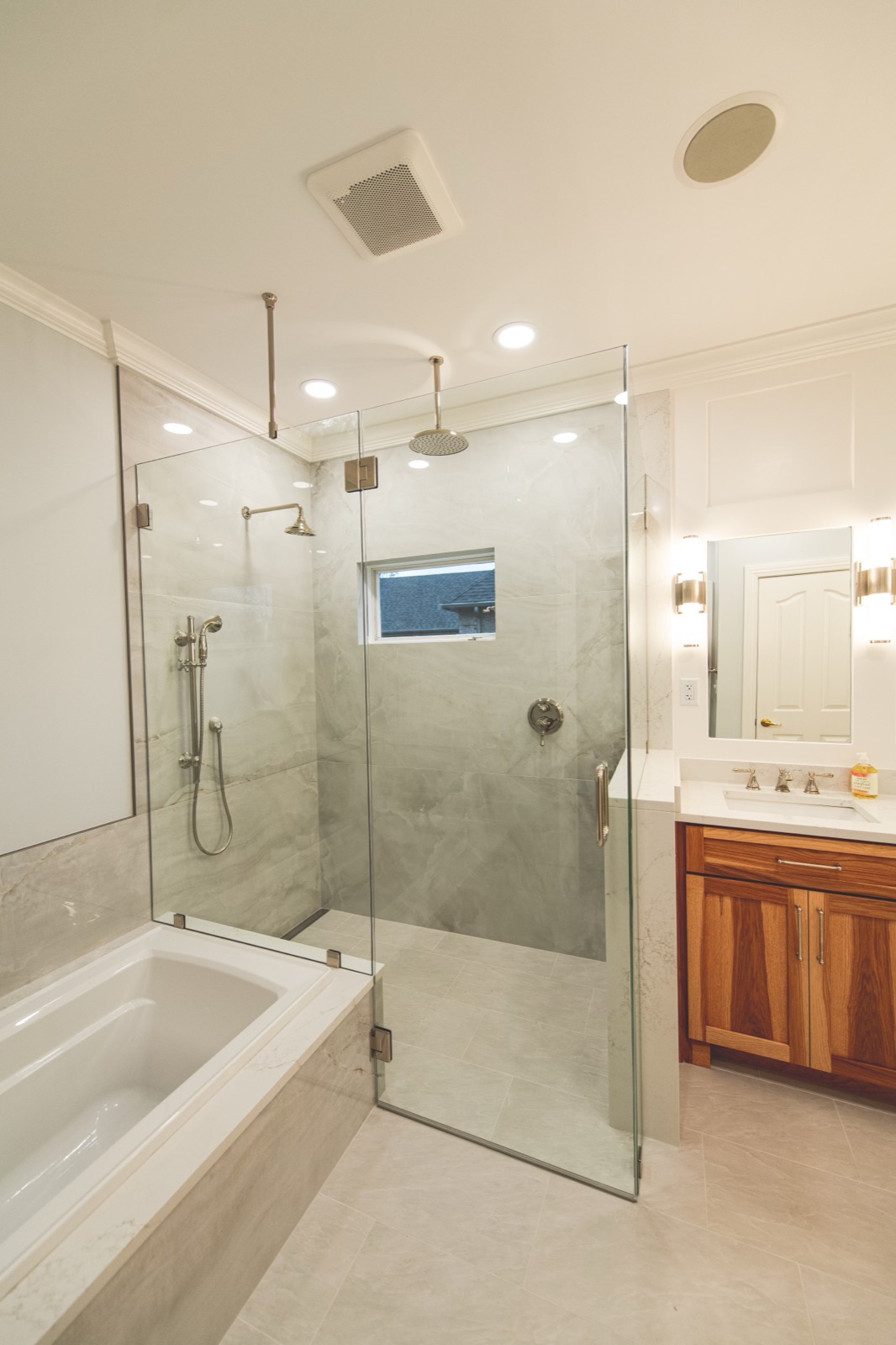 St. Matthews Walnut Master Bath — Wilson Way project in St. Matthews, KY